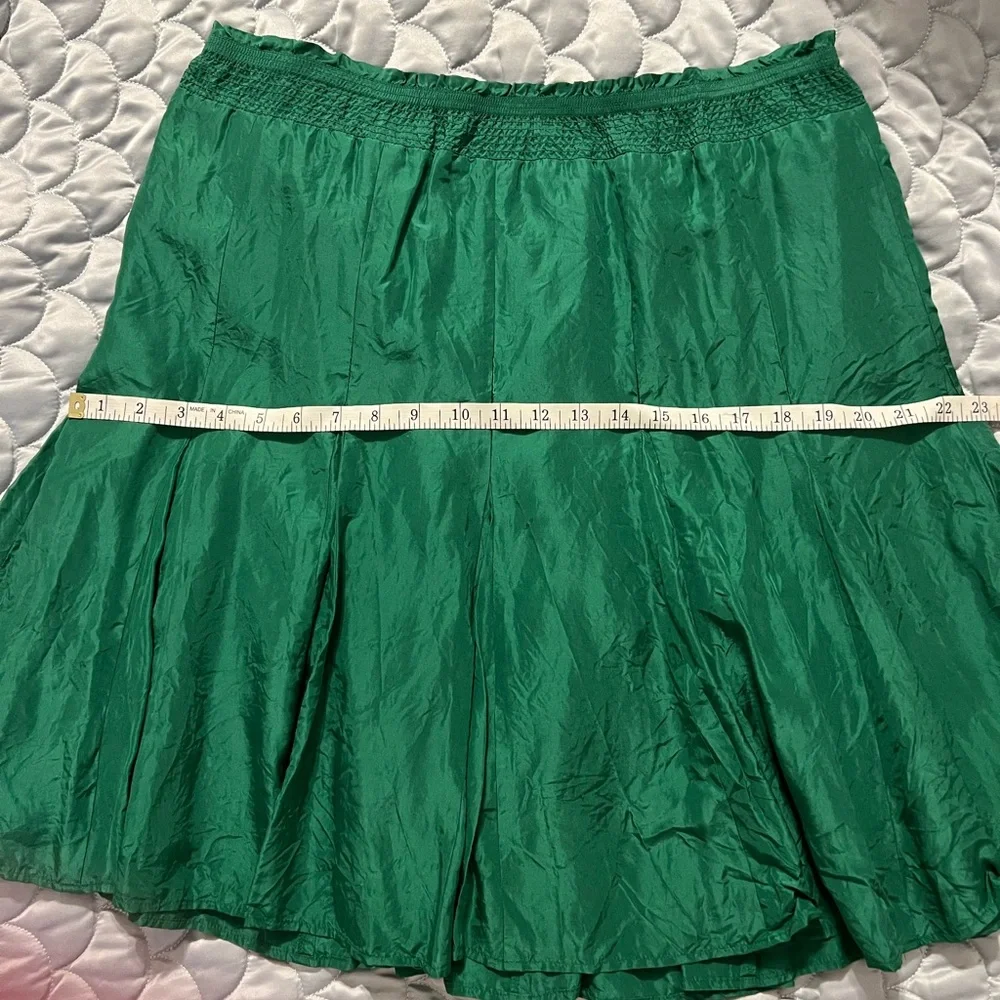 Banana Republic Green A-Line Skirt - Picture 6 of 6